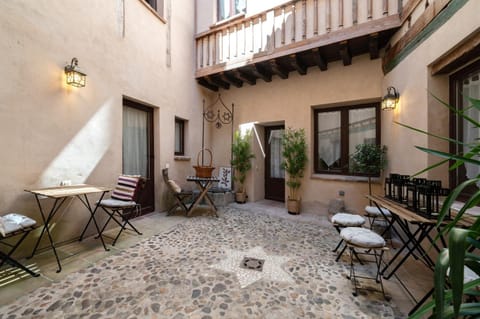 Patio, Balcony/Terrace, Seating area