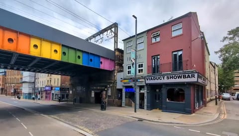 Property building, Street view
