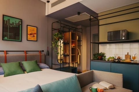 Kitchen or kitchenette, Bedroom