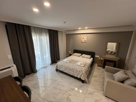 Bed, Photo of the whole room