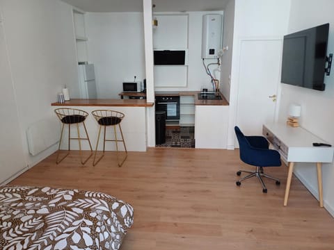 TV and multimedia, Seating area