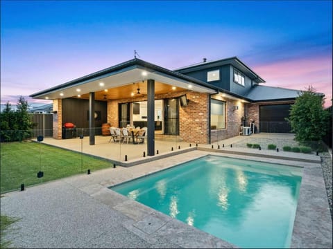 Property building, Patio, Swimming pool
