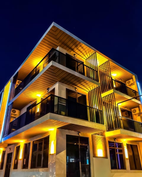 Property building, Facade/entrance, Night