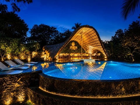 Night, Garden view, Pool view