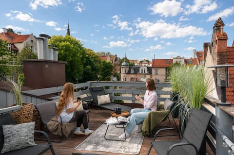 Property building, View (from property/room), Balcony/Terrace