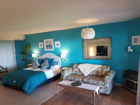 Davis Bay Bed & Breakfast Bed and Breakfast in Sechelt