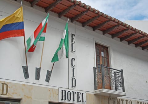 Facade/entrance, Decorative detail