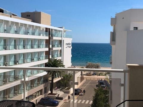 Natural landscape, Sea view, Location