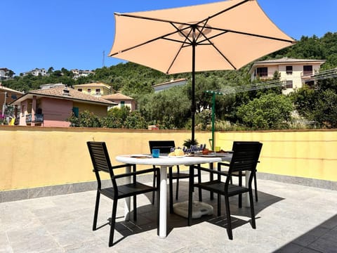 Balcony/Terrace, Dining area