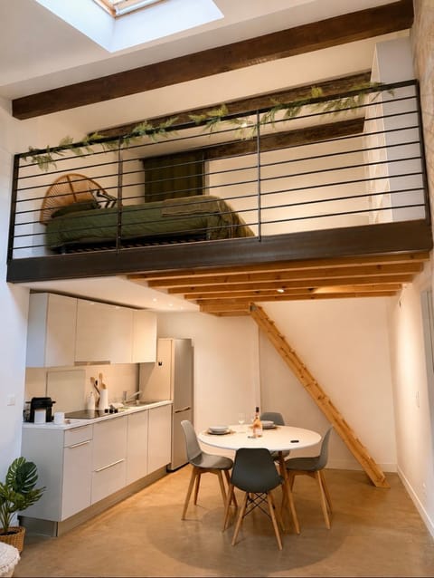 Kitchen or kitchenette, Living room, Dining area