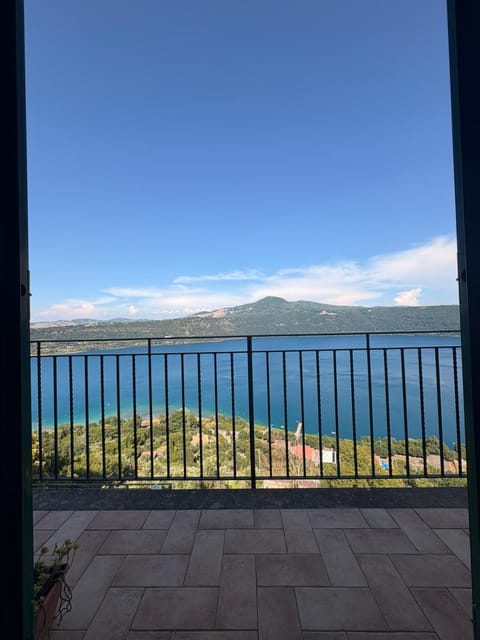 View (from property/room), Lake view