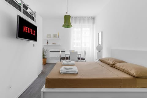 TV and multimedia, Bedroom