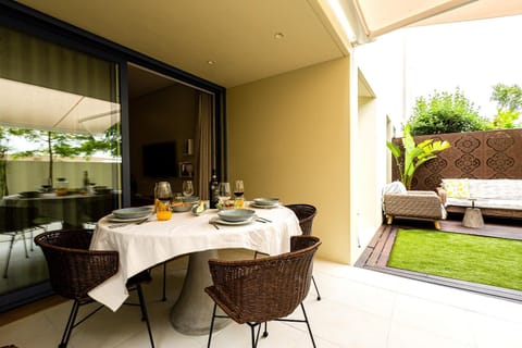 Patio, Garden, Garden view