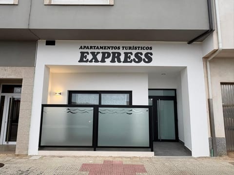 Property building, Facade/entrance