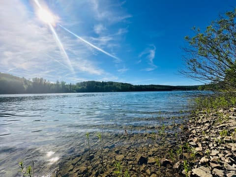 Nearby landmark, Day, Natural landscape, Activities, Lake view