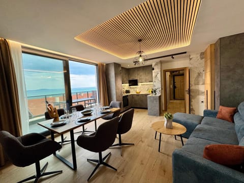 Kitchen or kitchenette, Living room, Dining area