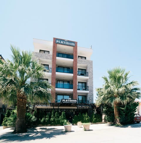 Property building, Day, Parking