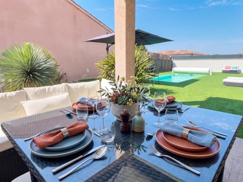 Garden, Garden view, Pool view, Swimming pool