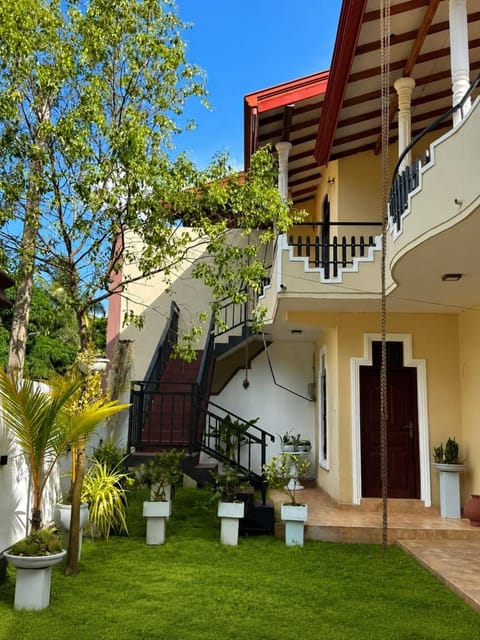Property building, Garden, View (from property/room), Garden view