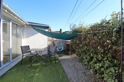 Garden, Balcony/Terrace