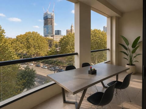 View (from property/room), City view, Landmark view