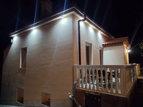 Property building, Night, Balcony/Terrace