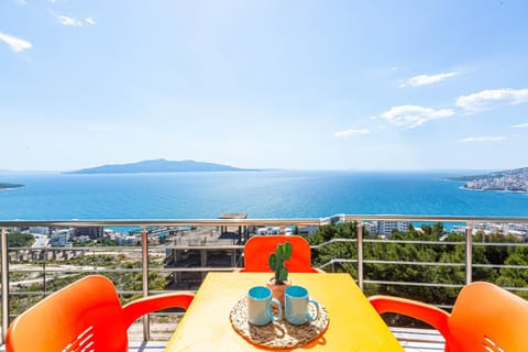 Natural landscape, Balcony/Terrace, Sea view