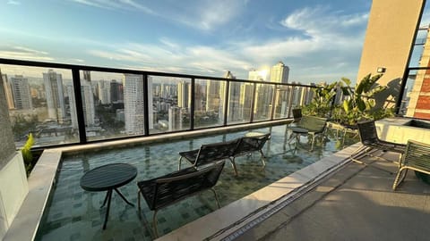 Balcony/Terrace, City view