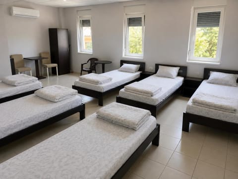 Living room, Street view