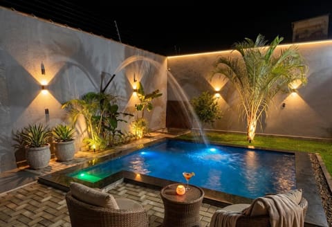 Natural landscape, Hot Tub, Pool view