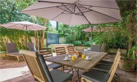 Garden, Dining area, Garden view