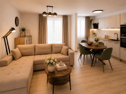 Kitchen or kitchenette, Living room, Seating area, Dining area, oven