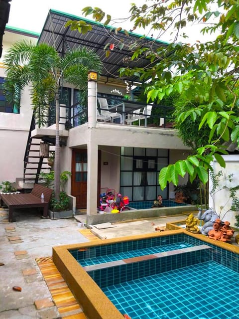 Lanta Complex Apartment in Sala Dan