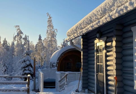 Property building, Day, Winter, Hot Tub, Sauna, Area and facilities