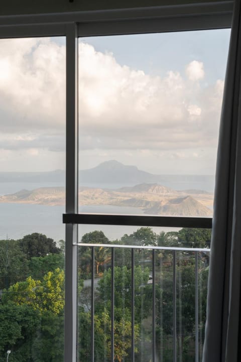 Lake view, Mountain view