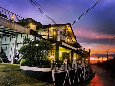 Property building, Garden, View (from property/room), Balcony/Terrace, Sunrise, Sunset