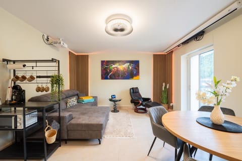 TV and multimedia, Living room, Photo of the whole room