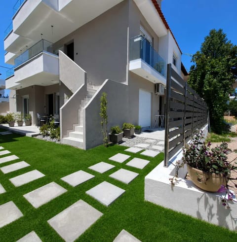 Property building, Garden, Garden view