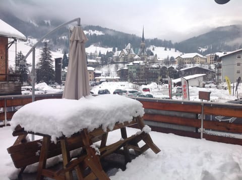 Property building, Balcony/Terrace