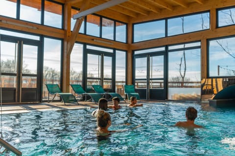 Spa and wellness centre/facilities, Swimming pool