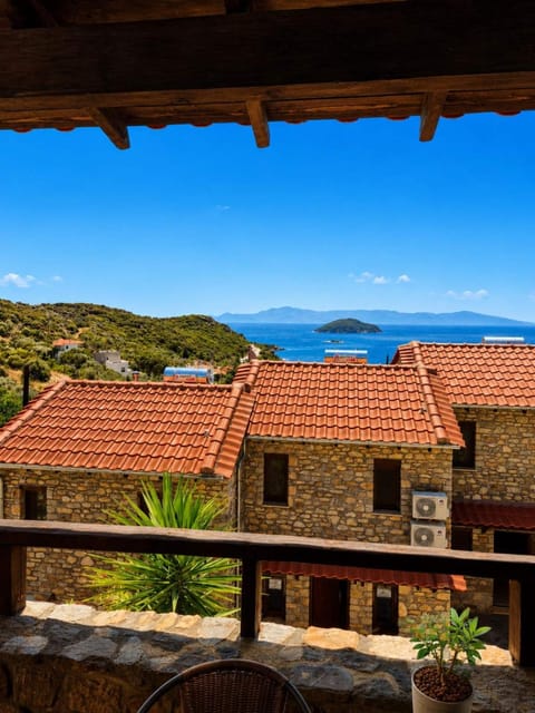 Property building, Day, Natural landscape, Mountain view, Sea view