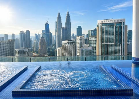 City view, Swimming pool