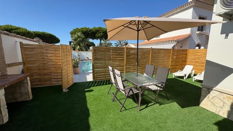 Patio, Balcony/Terrace, Garden view, Pool view, Swimming pool, sunbed