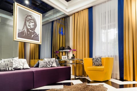 Communal lounge/ TV room, Decorative detail