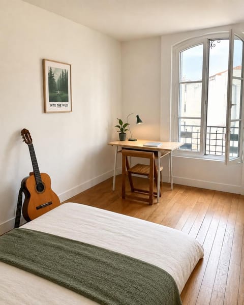 Bed, Photo of the whole room, Bedroom