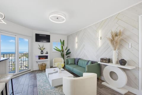 Living room, Beach