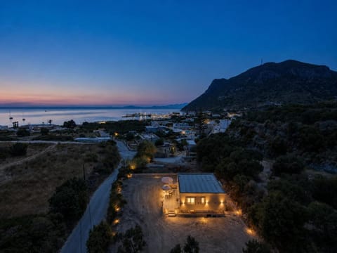 Natural landscape, Mountain view, Sea view, Sunrise