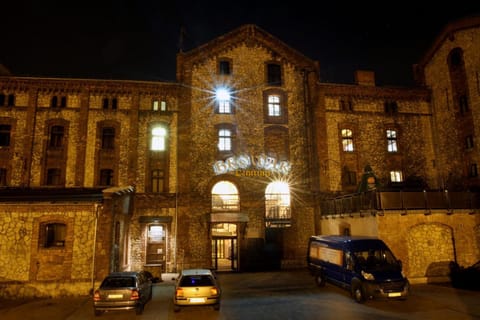Property building, Night