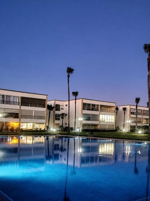 Night, Swimming pool
