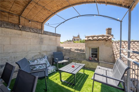 Balcony/Terrace, Landmark view